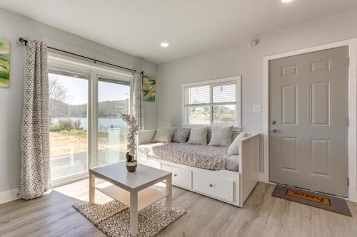 Clearlake Apartment | End Unit with Clear Lake Access in NorCal!