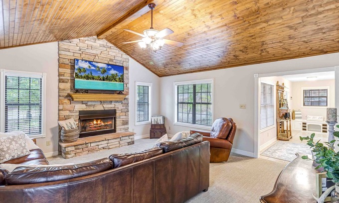 Holly Lake Ranch House | Enjoy 1.3 wooded acres and location to amenities Holly Lake has to offer.