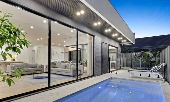 Epping House | Enjoy a Brand-New Modern Luxury Stay w/Pool, Spa & Scenic Parkland Views!
