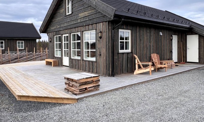 Kamben House | Enjoy a vacation close to nature in this comfortable vacation home.