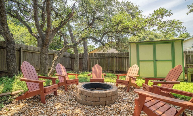 Maple Run House | Enjoy ATX | Spacious, Perfect for Families