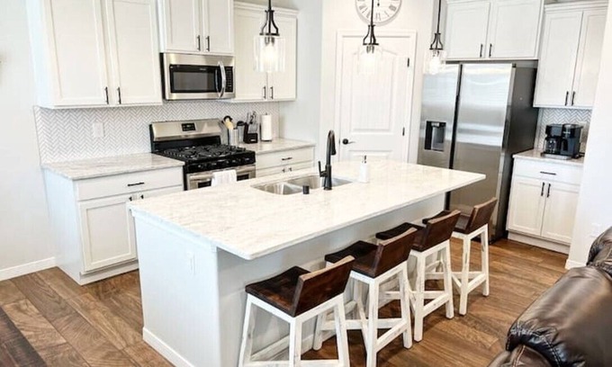Las Cruces House | ⭐️Enjoy Las Cruces at this Farmhouse Home w/3 BR