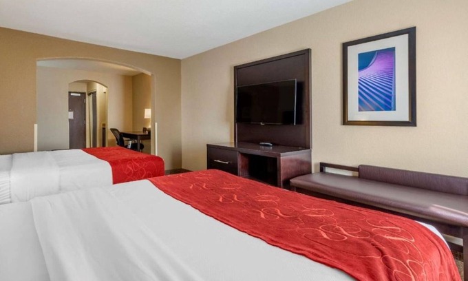 Highlands Ranch House | Enjoy spacious accommodations in Denver!