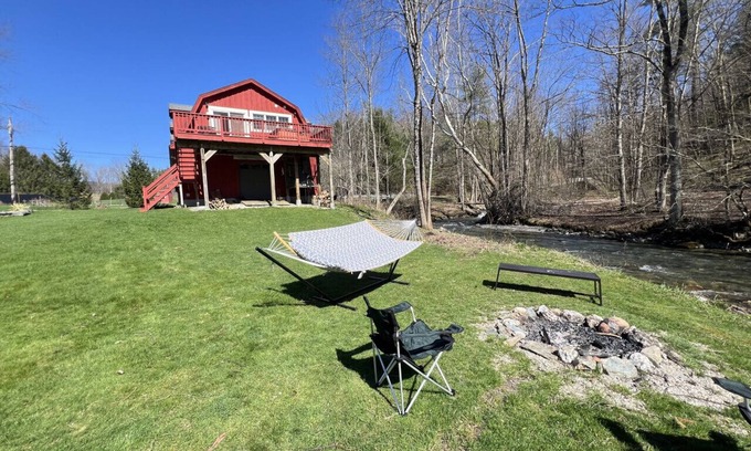 Sandgate House | Enjoy the views and Vermont Vibes
