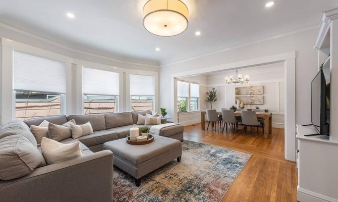 Richmond District Apartment | Enjoy ultra convenient City living from this comfortably stocked and furnished two level home