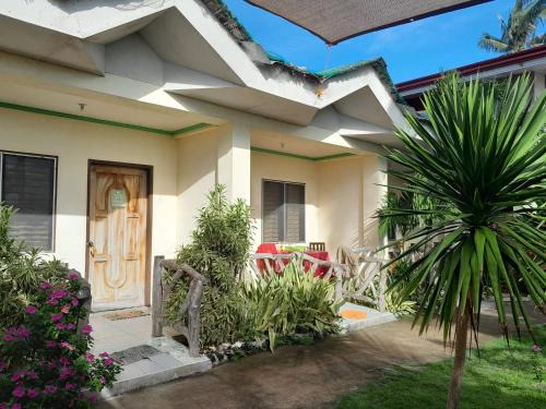 San Juan House | Enrico's Guesthouse
