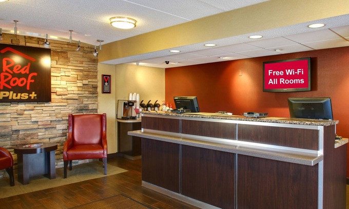 Statesville House | Ensuring a Very Comfortable & Memorable Stay! Pet-friendly, Free Parking!