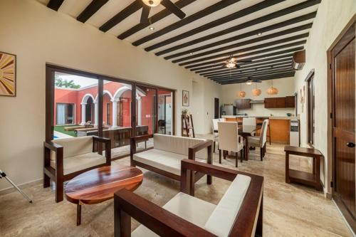 Chichen Itza - Valladolid Villa | Entire 3bd Home Villa-Home-with Private Pool and Patio