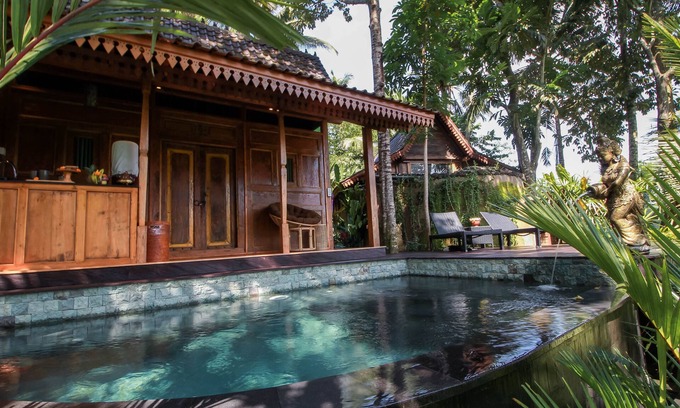 Sambahan Villa | Entire antique villa w/private pool and kitchen