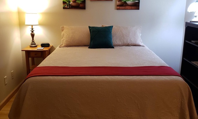 Sable Altura Chambers Condo | Entire Condo - Near DIA/Anschutz - End Unit, FREE In-Unit Washer/Dryer!