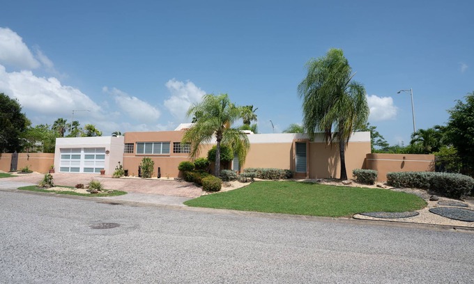 Cerrillos House | Entire house at gated comunity in Ponce Puerto Rico! Has gas power generator!
