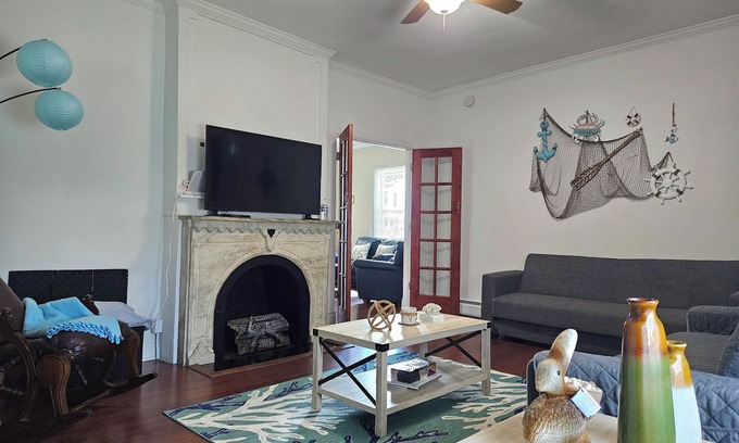 Long Branch House | Entire house in Long Branch near the beach