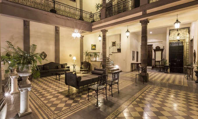 Downtown Guadalajara Villa | Entire house/Private POOL/5 bed/5 full bath/Awarded #1 renovation by city