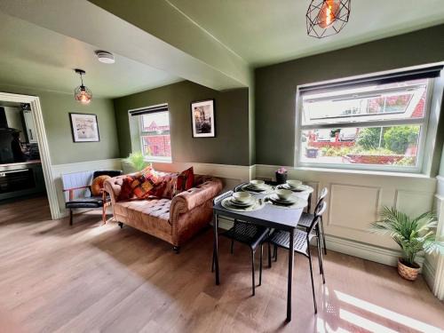 Worcester House | Entire Large Period Property