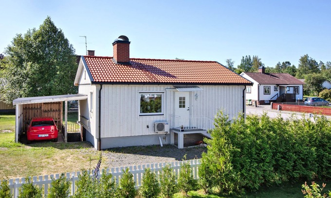 Laxa Villa | Entire Villa HomelyComfort, Laxå