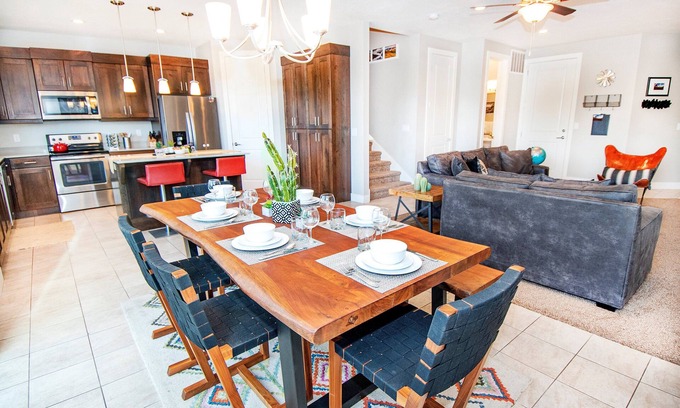Moab House | Entrada at Moab 624 |Townies, Pool, Spa, Garage, Same Day Booking