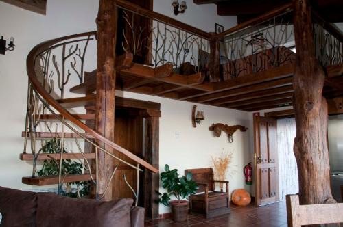 Munopepe House | Entre las Piedras y musgo