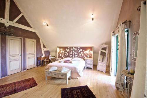 Fougeres-sur-Bievre Bed & Breakfast | Entre Vignes et Châteaux Aux portes de Cheverny Chambord Chenonceau Beauval