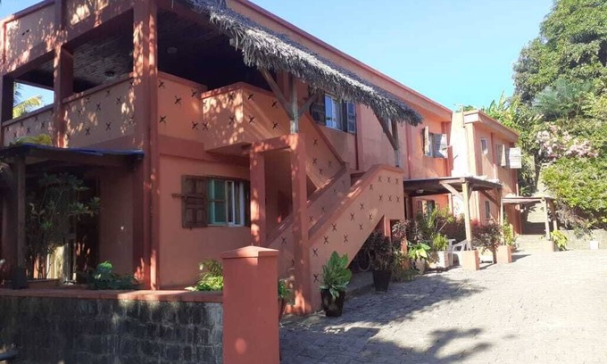 Ambodifototra Apartment | equipped and ventilated studio in the heart of the city and nature