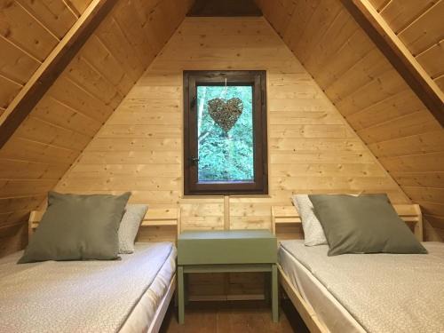 Tata House | Erdő Kapitánya Vendégház