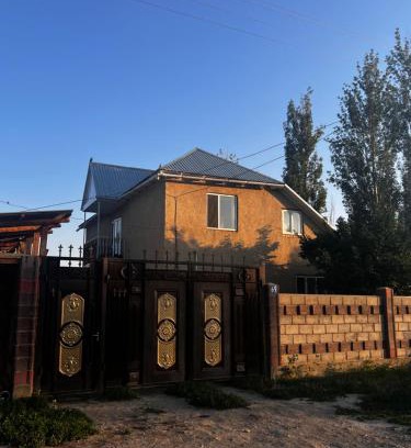 Ak-Talaa District Bed & Breakfast | ERLAN Guest House