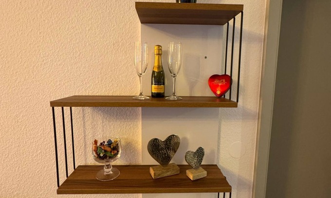 Dettingen an der Erms Apartment | Ermstalsuite - Spacious vacation apartment with a large garden in great surroundings.