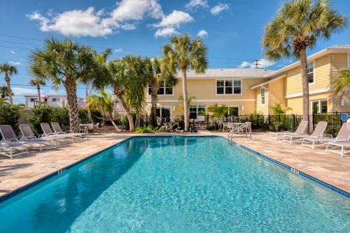 Nokomis Resort | Escape Coastal Resort on Casey Key