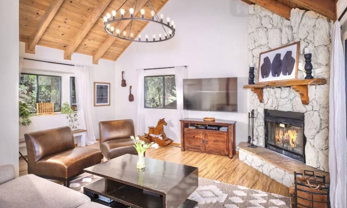 Arrowhead Villas House | Escape to a Lake Arrowhead Haven!