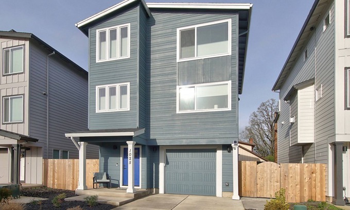 Newberg House | Escape to a Wine Getaway