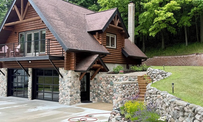 Rapid City Cabin | Escape to Tranquility, Private Cabin in the Woods only 5 Miles to Torch Lake!