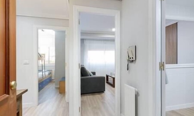 Teis Apartment | Estilo y Comodidad con Parking