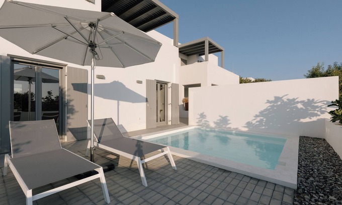 Aliki Apartment | Ethereal Pool Villa by GHH