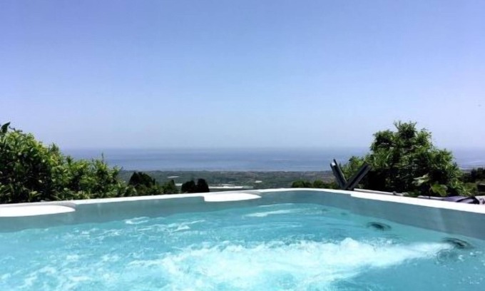 Mascali Apartment | Etna EcoFarmHouse Taormina view on the volcan