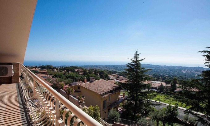 Trecastagni Hotel | Etna Royal View