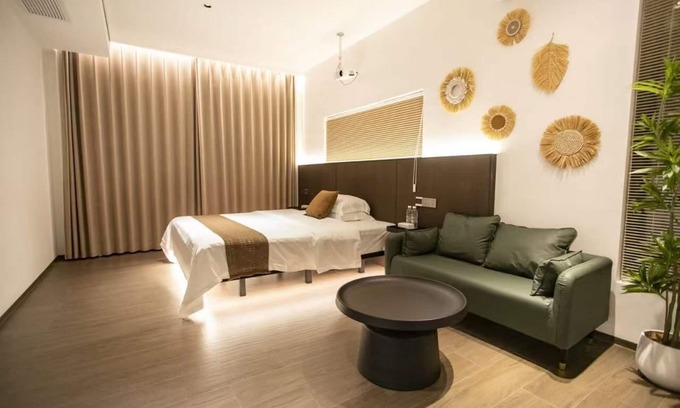 Yongding Hotel | Everchanging Seasons Homestay