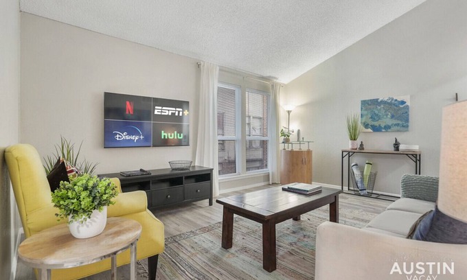 South Lamar Condo | Everything You Need Near S Lamar | Perfect Condo