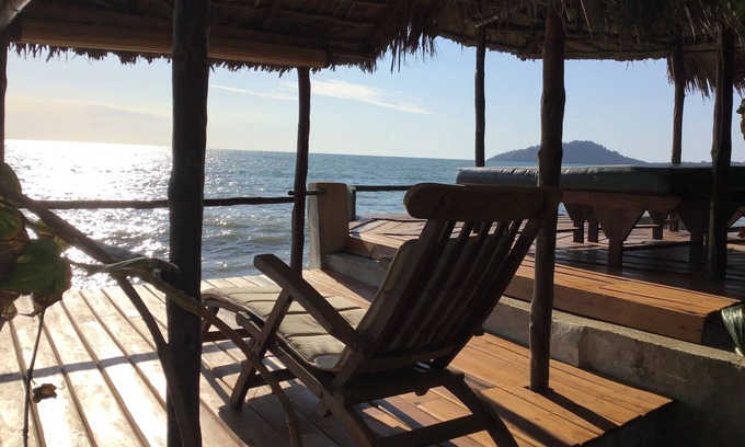 Nosy Be Villa | Exceptional villa, waterfront, 3 bedrooms, large garden, on the beach