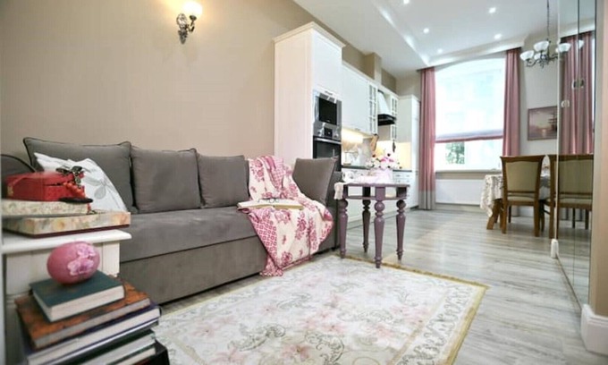 Swiebodzin Apartment | Exclusive apartment in the castle - with private jacuzzi