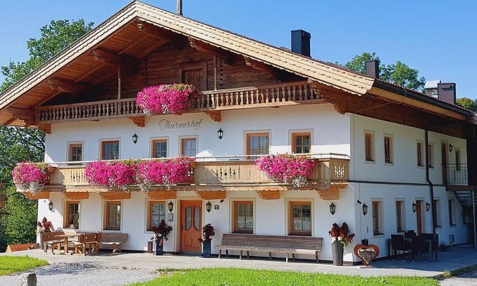 Soell Apartment | Exclusive flat 103 sqm, free ski & hiking bus directly from the holiday flat