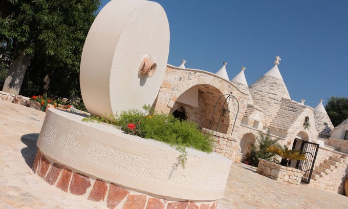 Villa Castelli House | Exclusive Panoramic Trulli (CIN IT074020C200053330)