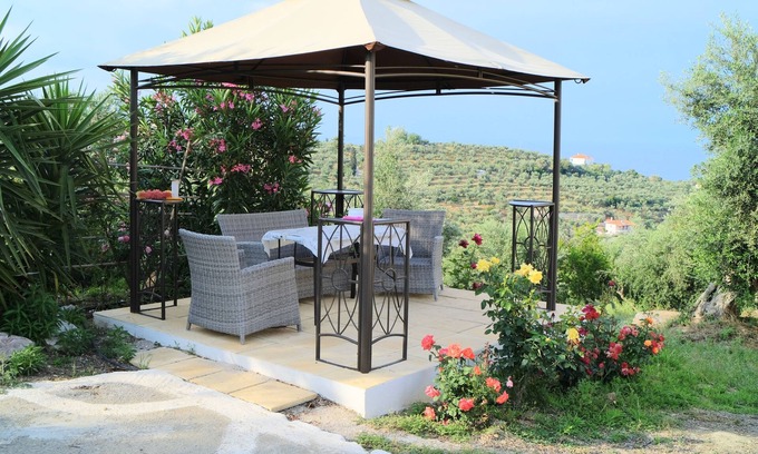 Kompi Villa | Exclusive, spacious house, romantic location with a grandiose view of the sea
