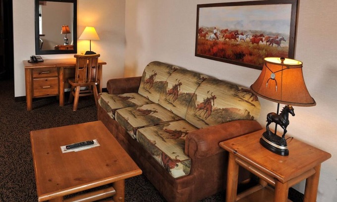 St. Joseph Hotel | Expanded King Bunk Bed, Stoney Creek, Heated Pool, Pets Allowed | 2 Units