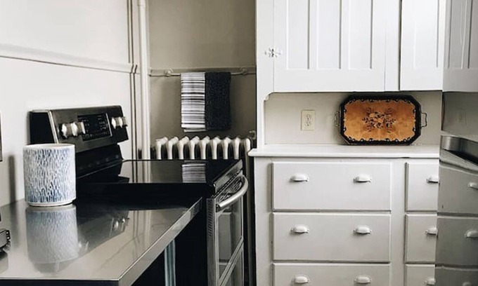 Historic Downtown Bedford Apartment | Expansive 3BR/1.5BA apartment, walking distance to downtown Bedford