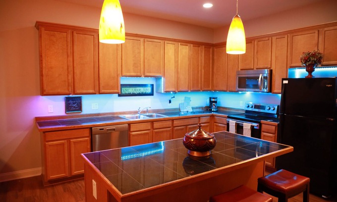 Gastonia Apartment | Expeiance Peace, Comfort & Convenience in Downtown Gastonia