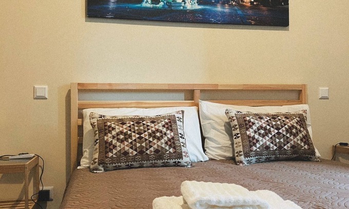Stazione Bed & Breakfast | Experience Bergamo in the center of attractions and the Upper Town
