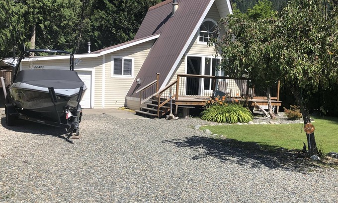 Hope House | EXPERIENCE HOPE AT THE STAND EASY RETREAT