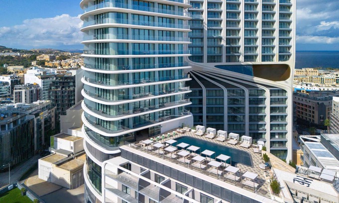 Paceville Apartment | Experience Luxury Living at Mercury Suites