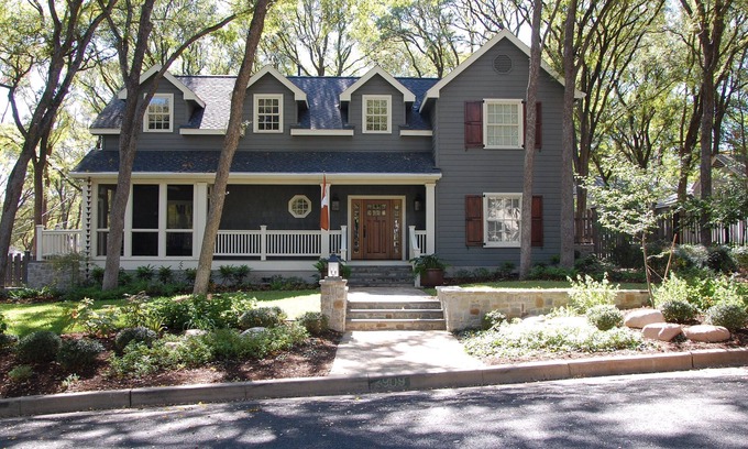 Tarrytown House | Experience the best of both worlds: downtown access with neighborhood charm