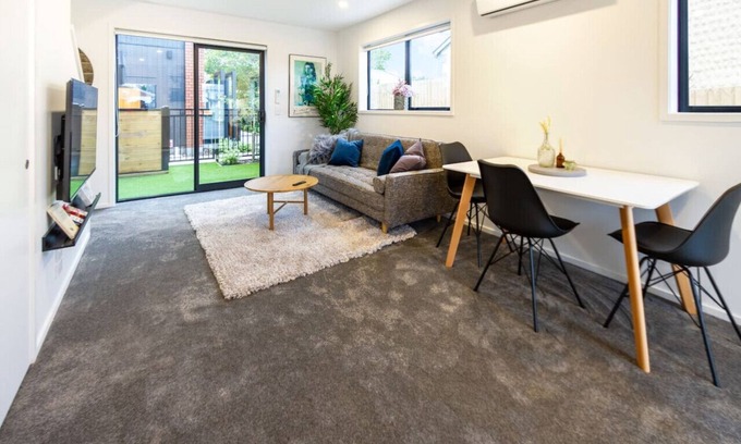 Addington House | Explore Addington and CBD 1 Bed w/Carpark