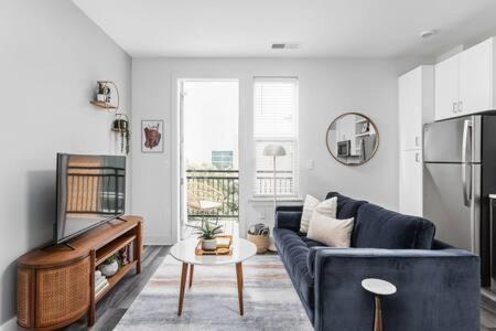 Cole-Noble District Apartment | Explore CozySuites Indy from an Urban Oasis in Market East